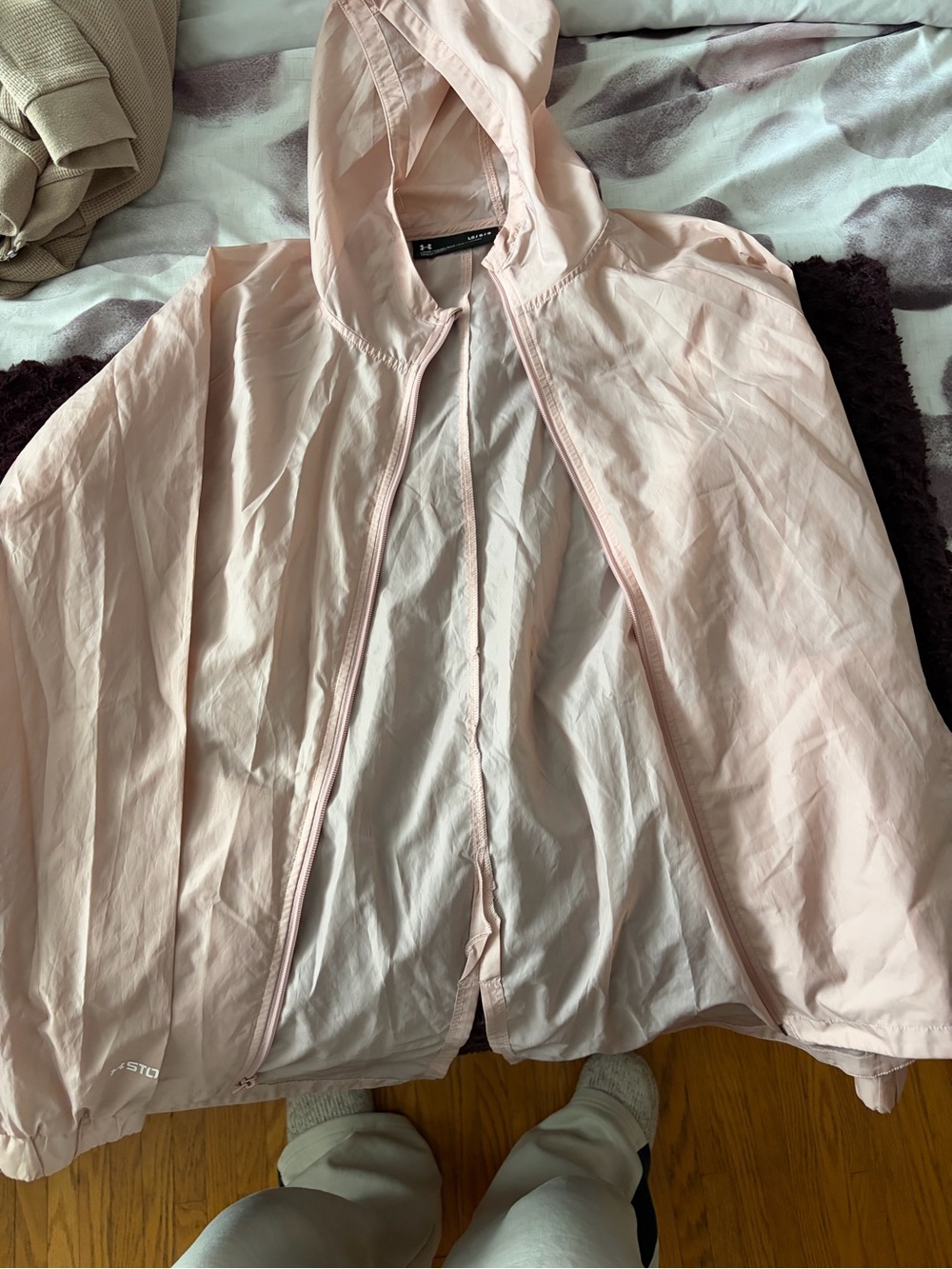 Under Armour Women's Hooded Windbreaker — Pale Pink - Picture 2 of 4